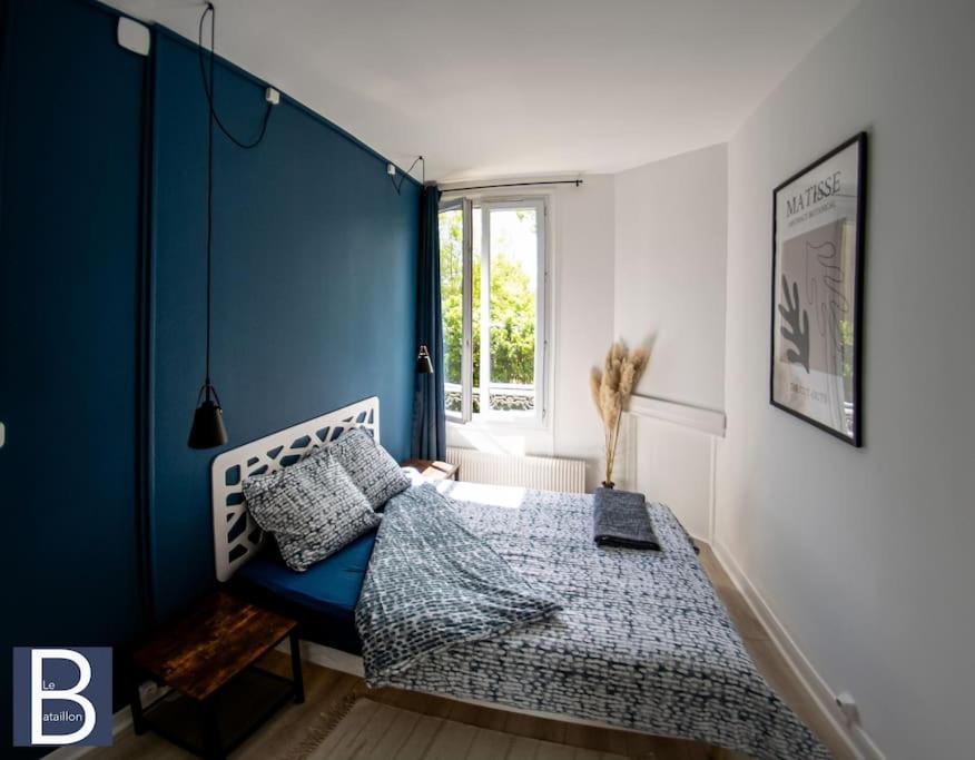 Le Bataillon - Confort Compiègne Esterno foto
